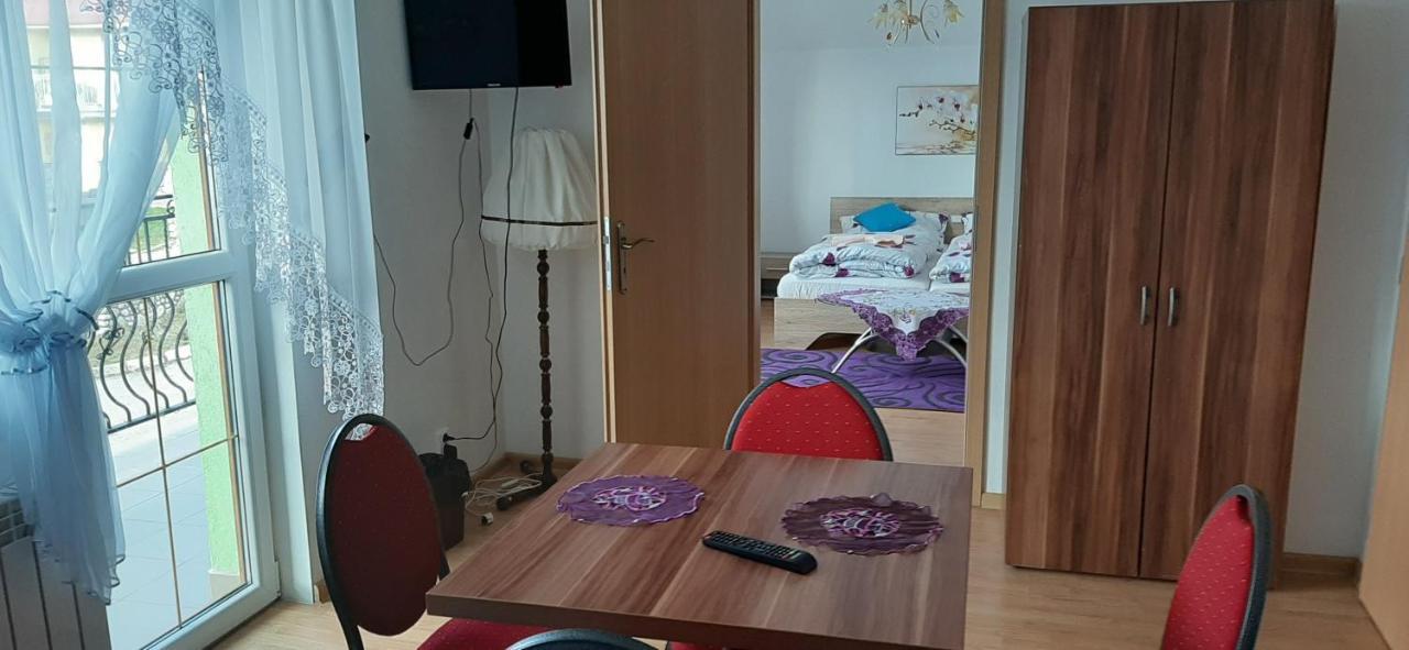 Homestay Renata Nova Lesna Luaran gambar